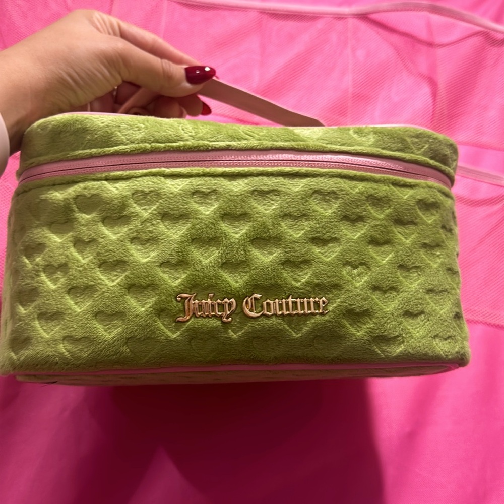Juicy couture makeup case